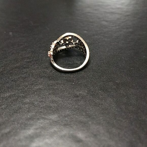 Sterling silver and rose gold flower ring size 7 - Picture 5 of 8